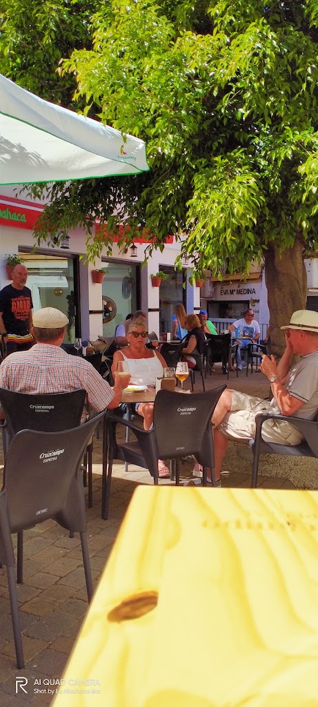La Albahaca bar — Ambiente