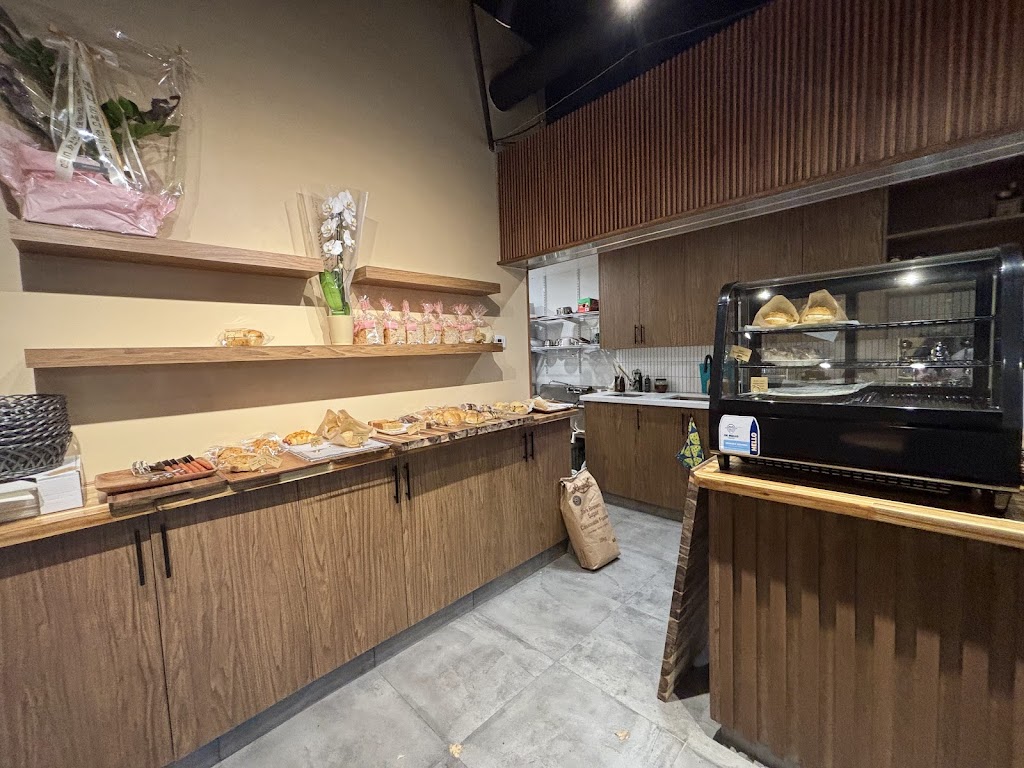 Lazy bakery &cafe