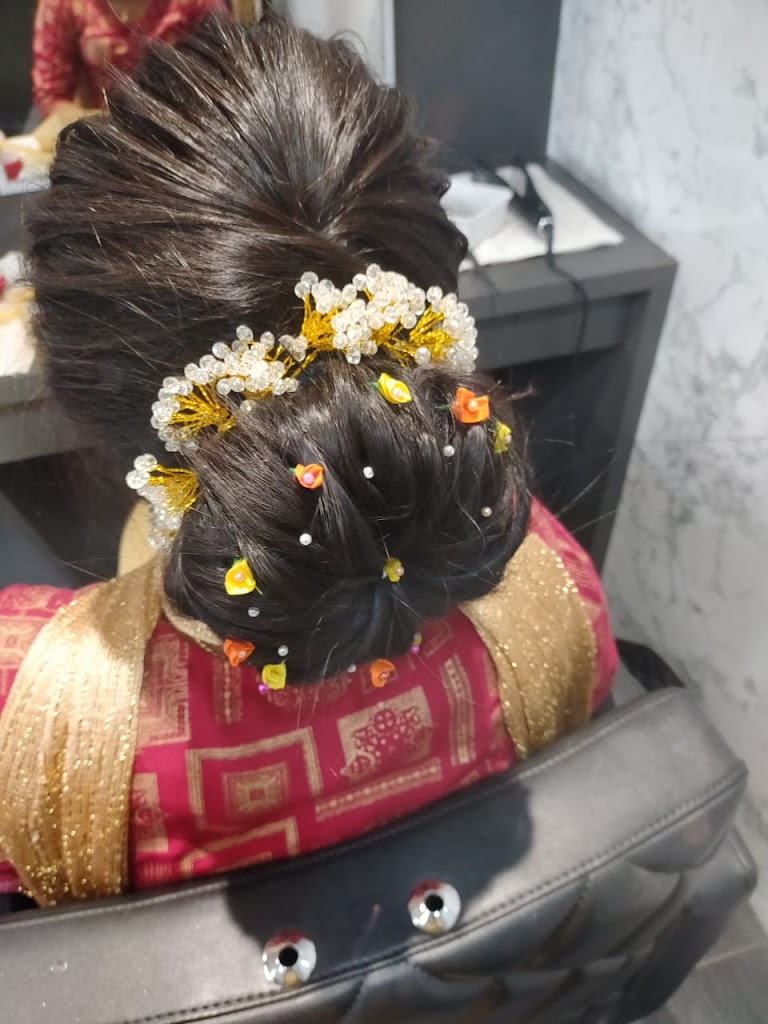 Kanishq Salon Academy Porur Branch The Best Beauty Makeup Training Institute In Chennai