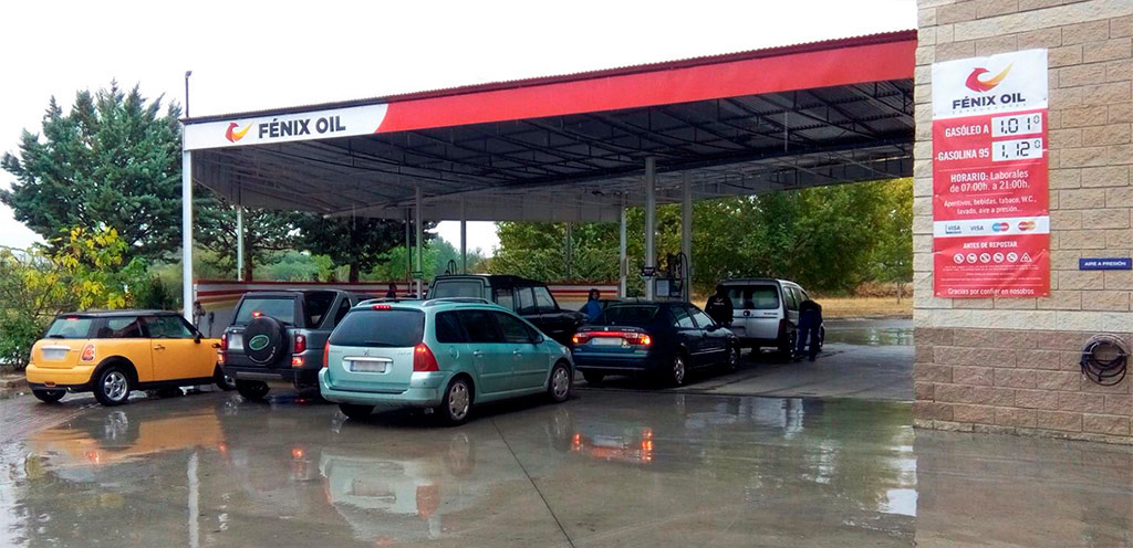 Gasolinera Fenix Oil — Estacion de servicio
