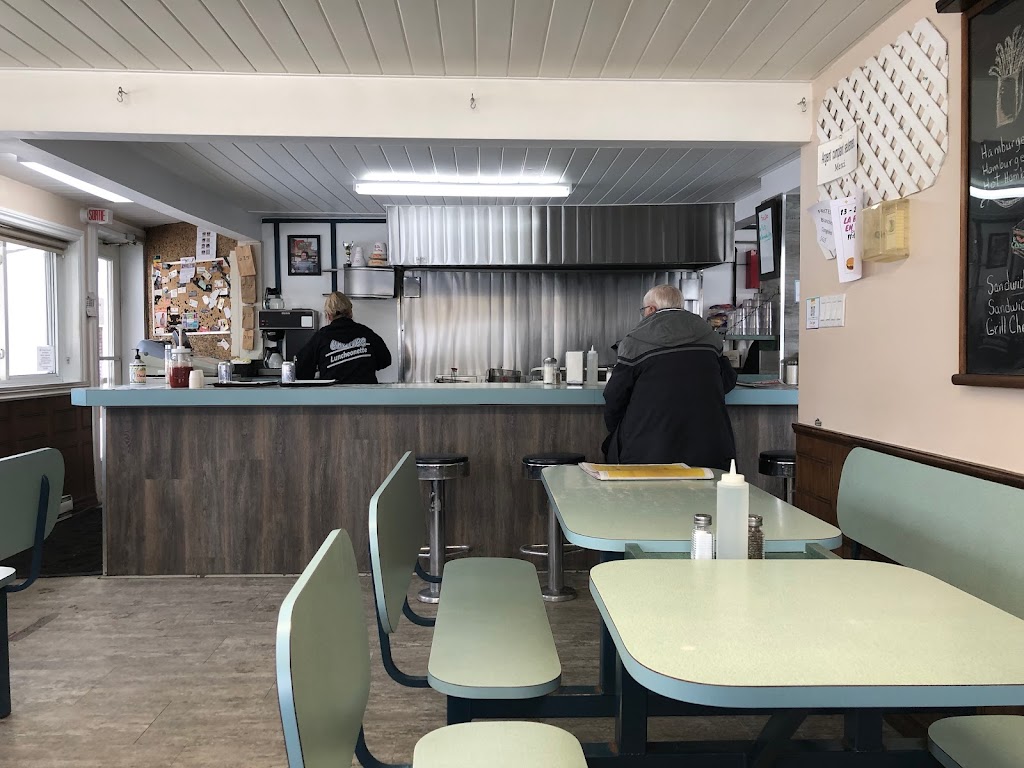 Restaurant Charles Luncheonette in Magog