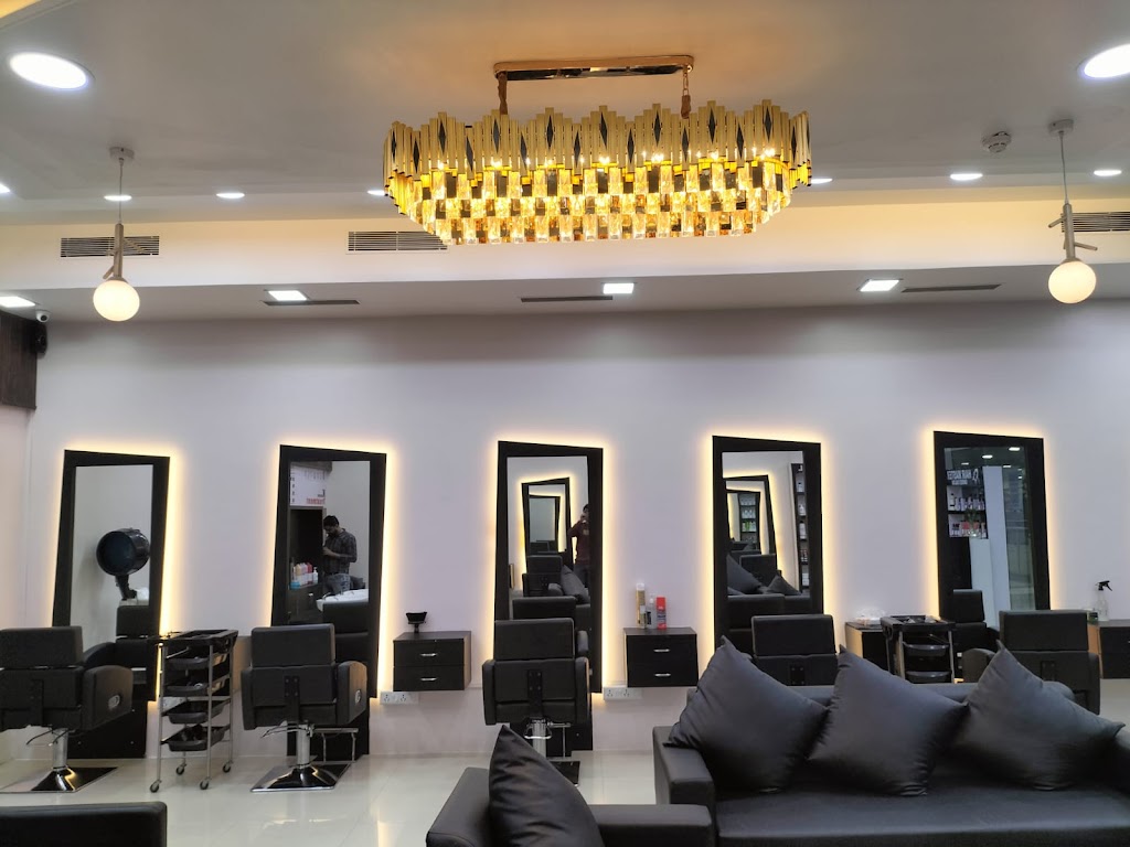 The Hair Master Unisex Salon