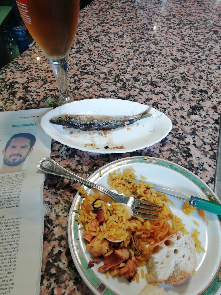 Cafeteria Kalua — Comida y bebida