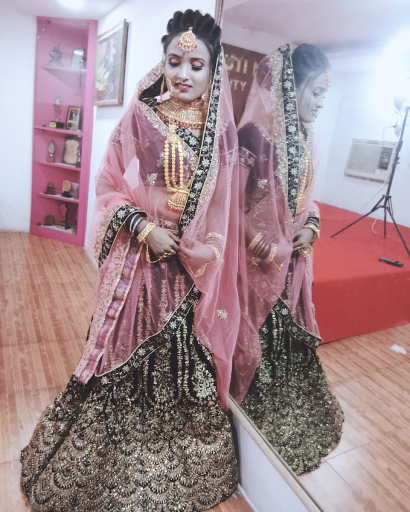 Sr Beauty Salon Academy