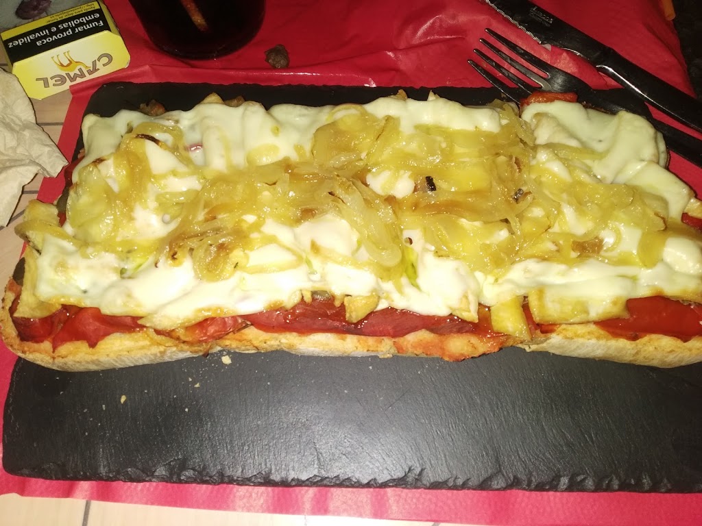 Bar Buda — Comida y bebida