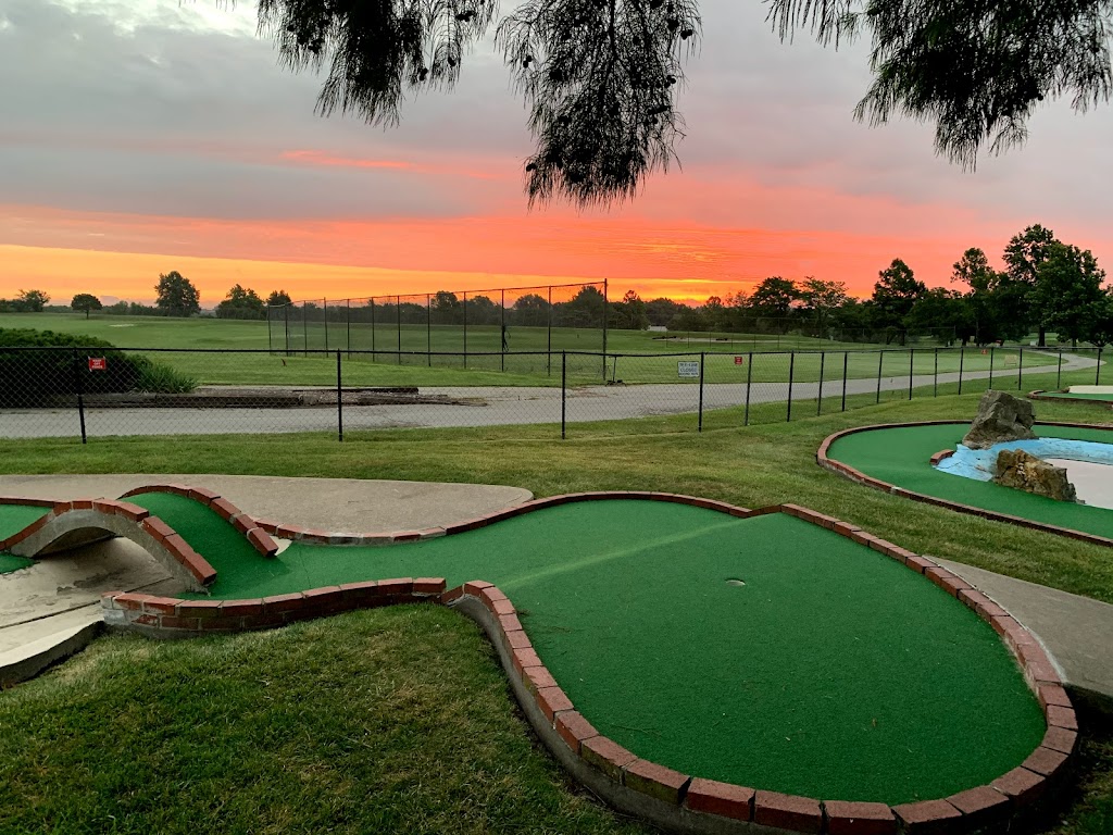  Smiley's Golf Complex