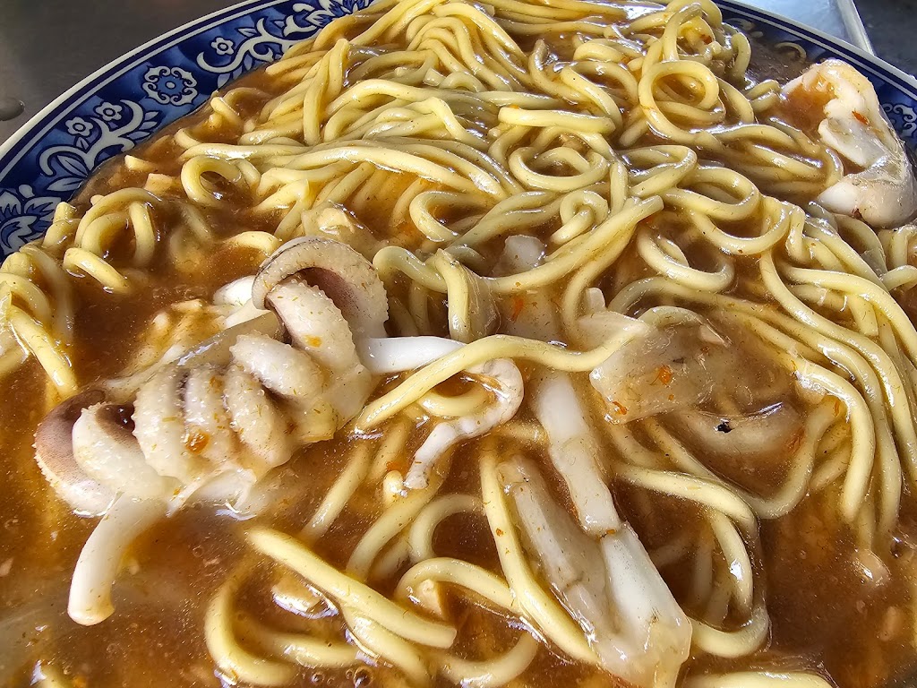 大骨控 臭豆腐 花枝炒麵 的照片