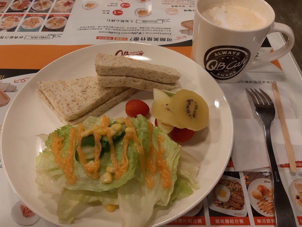 Q burger 蘆洲信義店 的照片