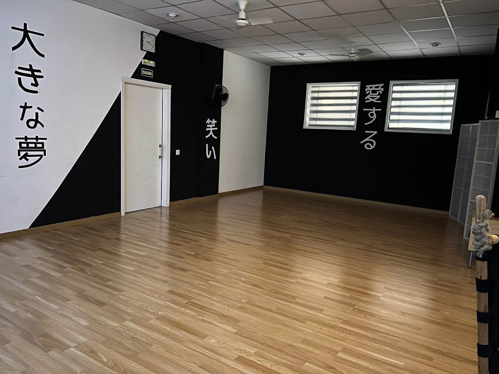 Enzo Mataro. Clases de Recovery, Pilates, Yoga, Fitness, Dance-Fit y Masajes.