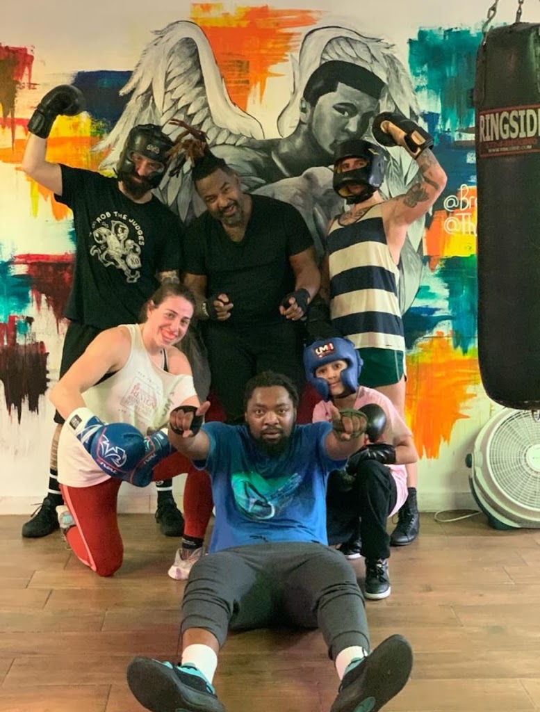  RVP BOXING COACH ASSOCIATED W| HUDSON BOXING GYM