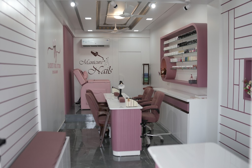 Radhe S Nail Studio