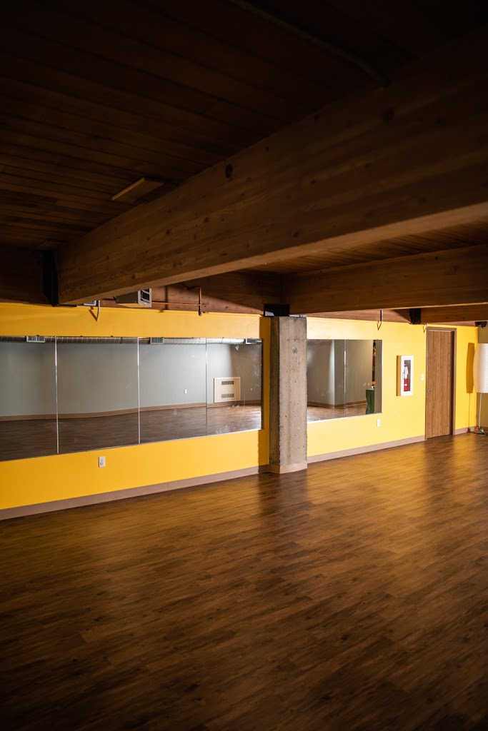  Midnight Sun Yoga Center