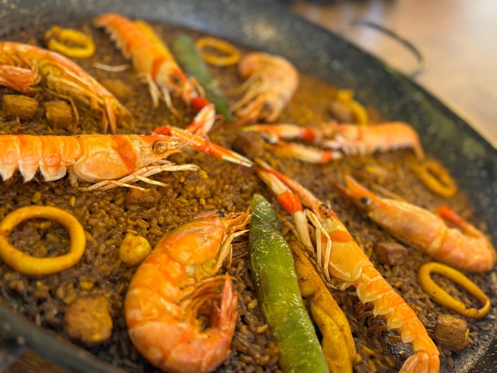 2.0 By Roy Lounge Restaurant — Comida y bebida