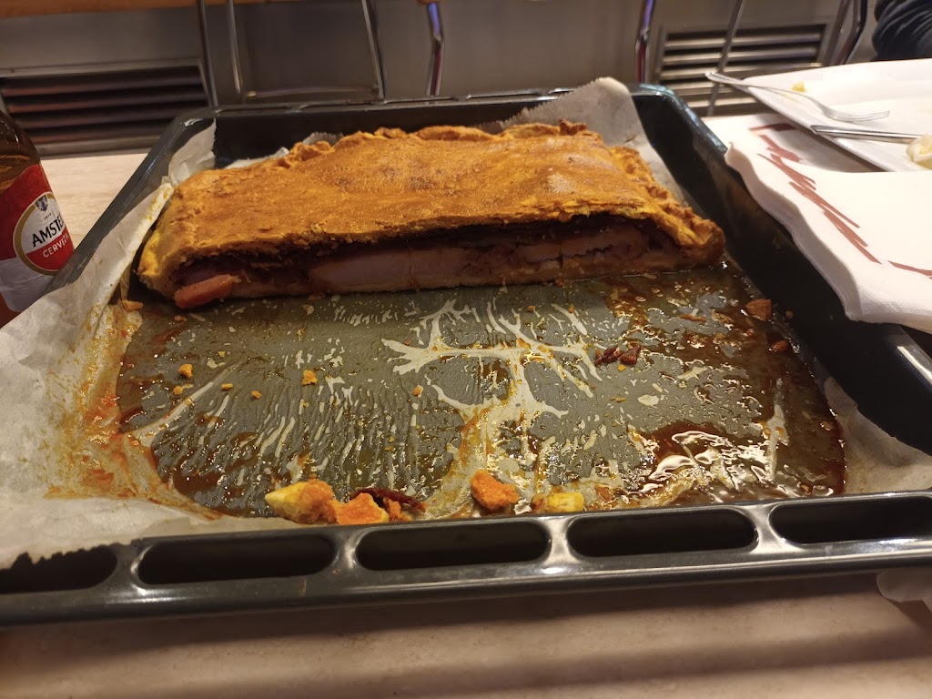 Bar * Cafe * Salon de Juegos Vitoria