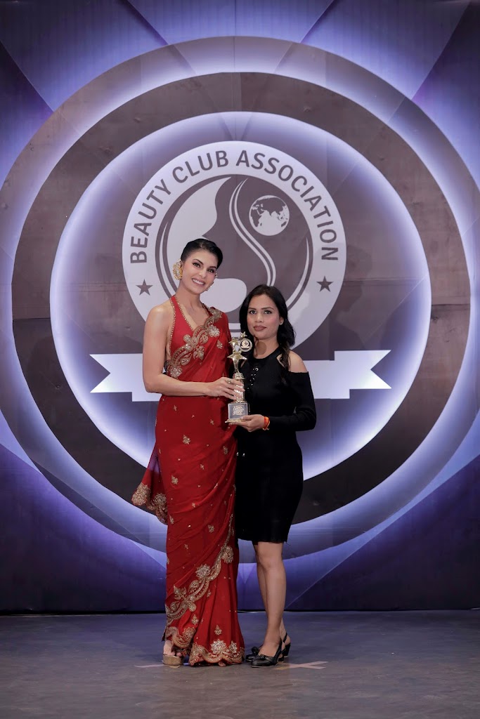 The Heena Beauty Salon By Pooja Sharma