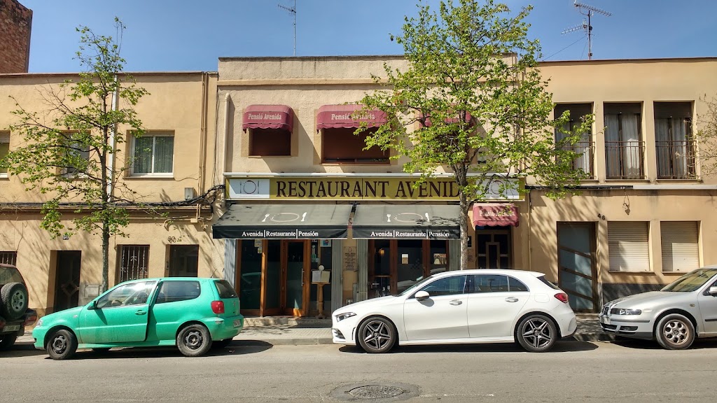 Pension Restaurante AVENIDA — Exterior