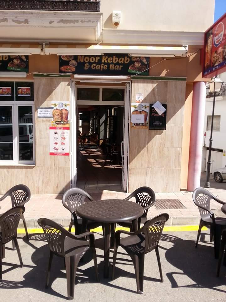 New Noor Kebab — Ambiente