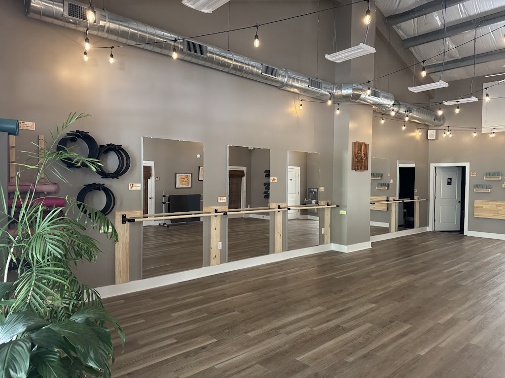  Everybody Yoga & Fitness