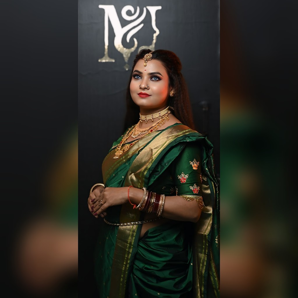 Minal S Makeover Beautician Academy Makeup Artist In Nagpur