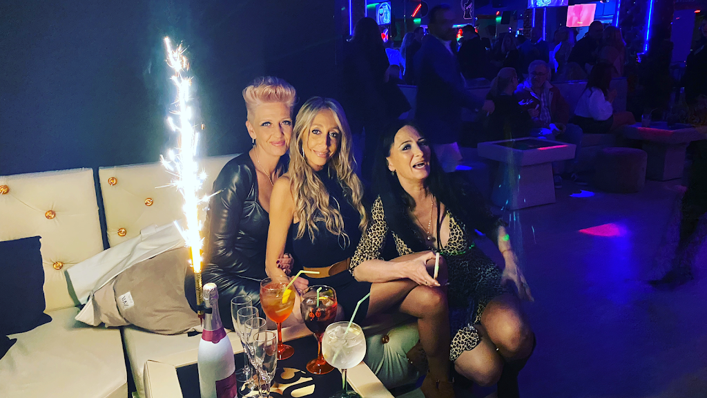 Discoteca treinta y tantos