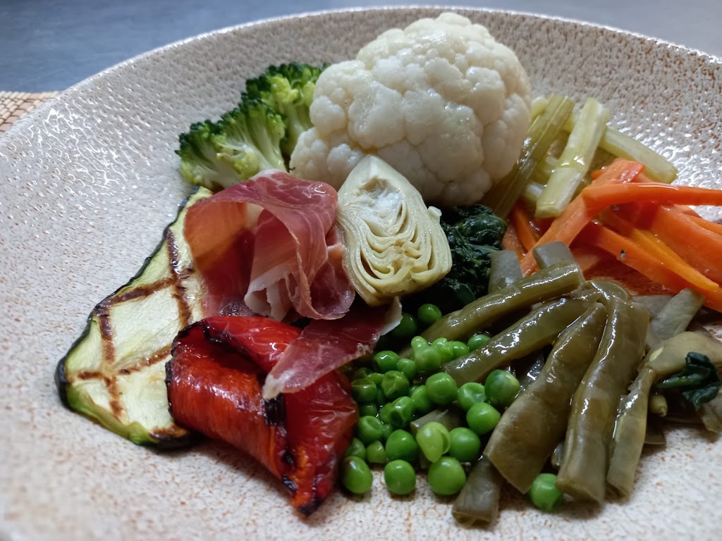 Restaurante Santa Barbara — Comida y bebida