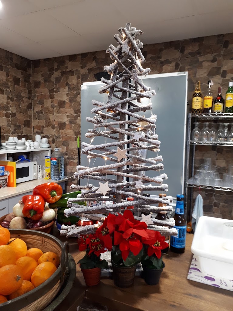 Valencia Camper Bar — Comida y bebida