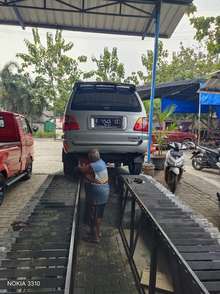 BENGKEL MOBIL PARDI MOTOR