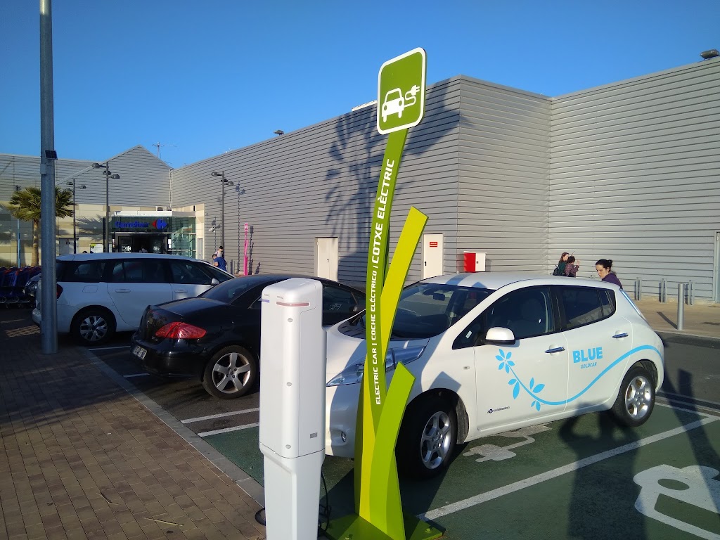 Electric Car Charge Station - Punto Carga