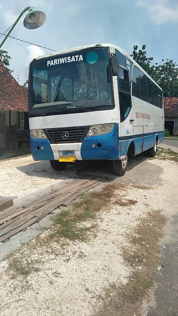Bengkel mobil Mbah darno