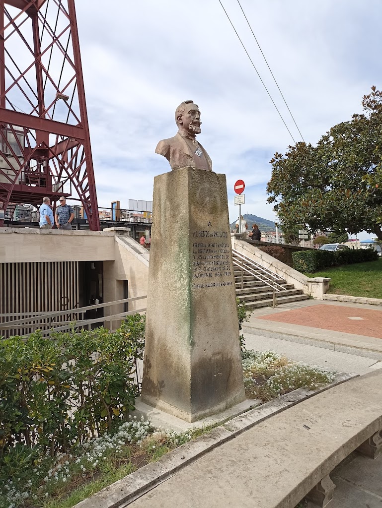 Busto de Alberto de Palacio