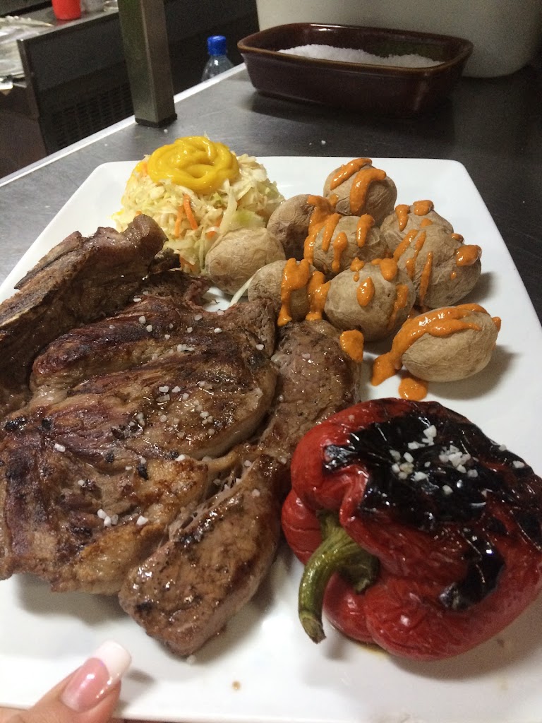 Pizzeria Lucky Luke — Comida y bebida
