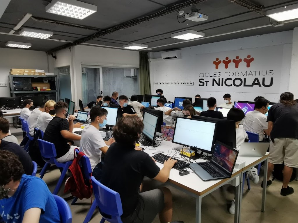 Cicles Formatius Sant Nicolau