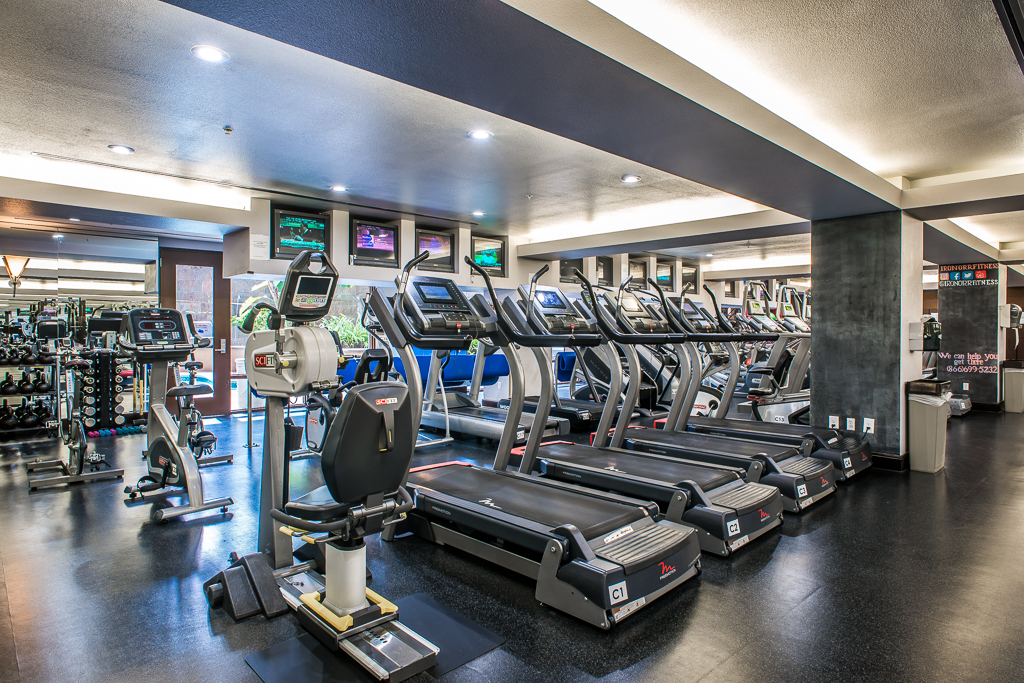  Personal Trainer San Diego - Iron Orr Fitness