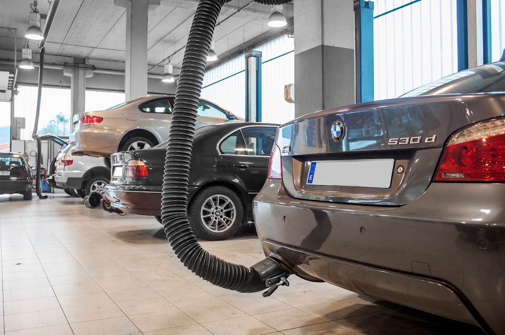 Armotor Basauri - Taller Autorizado BMW — Concesionario de automoviles