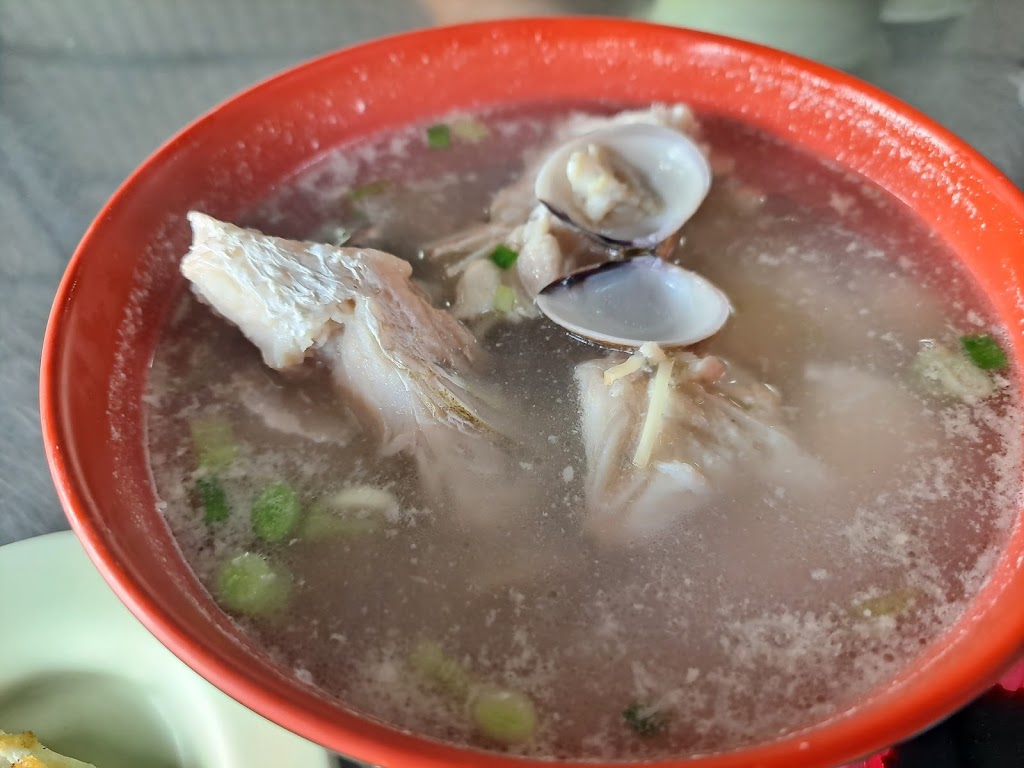 阿基鮮魚湯 的照片