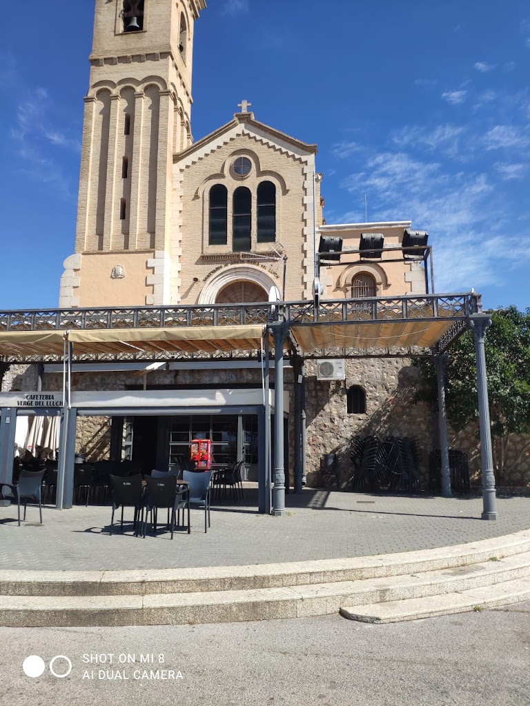 Bar la muntanyeta — Del propietario