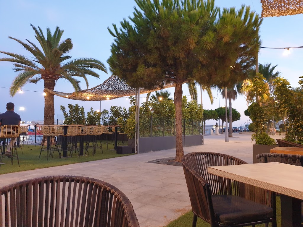 Puerto Chico River Bar