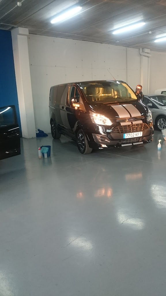 Concesionario Oficial Ford | Nicolas Vilanova — Interior