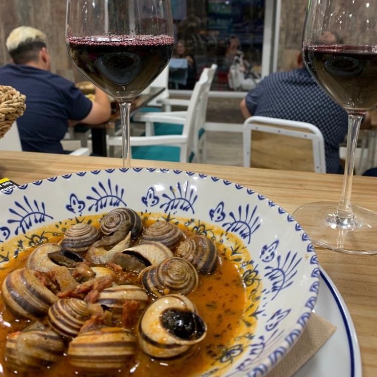 Bar Matahambre — Comida y bebida