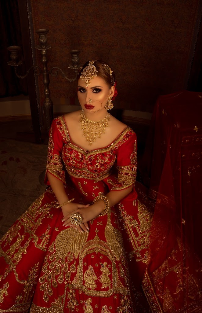 Roopsy Beauty World Complete Bridal Studio