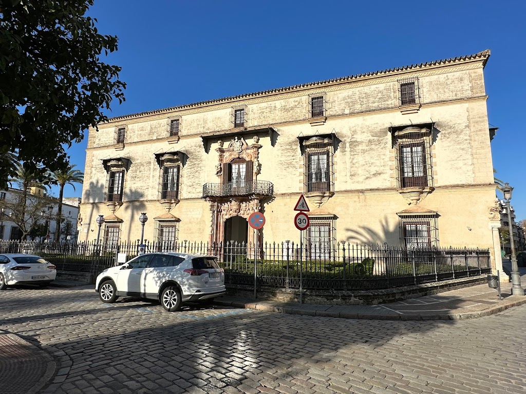 Monumento al Marques de Casa Domecq