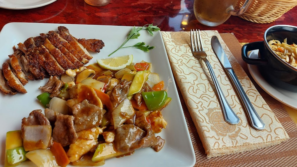 RESTAURANTE NAN KIN — Comida y bebida