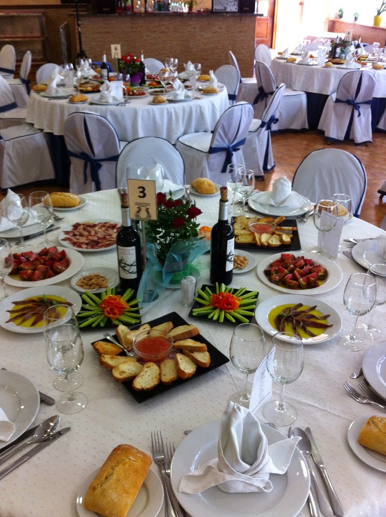 Restaurante Bella-Vista — Comida y bebida