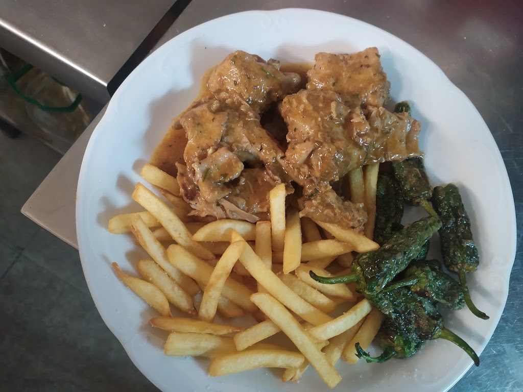 Restaurante la caleta — Del propietario