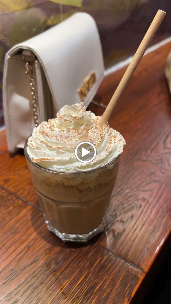 Brooklyn & Co brunch y cafe de especialidad — Videos