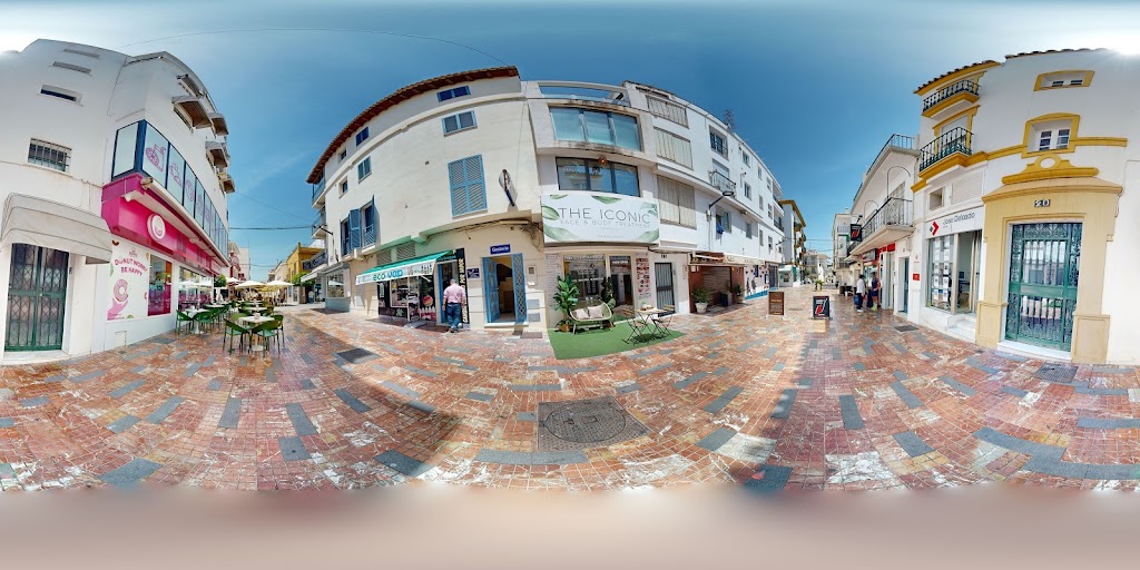 The Iconic Marbella Face & Body Treatment — Street View y 360deg