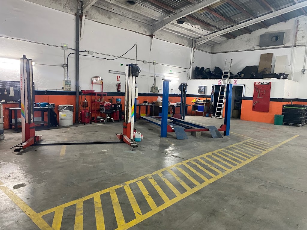 Talleres King Catarroja — Interior