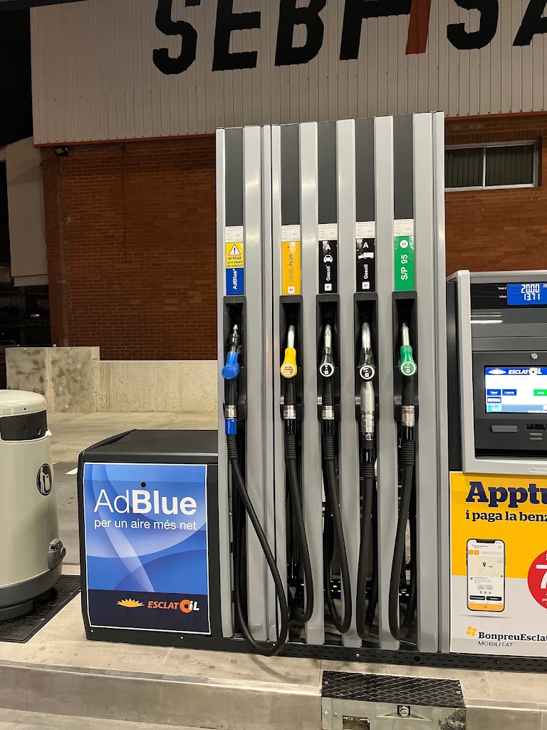 Esclatoil Sarria — Surtidor de combustible
