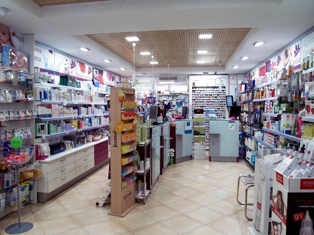 FARMACIA LOS CALLEJONES — Del propietario