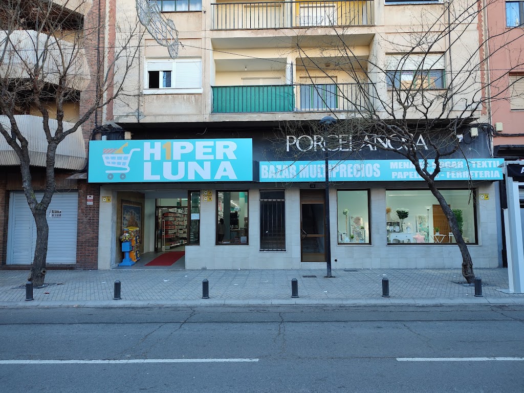 Hiper luna Almansa (bazar chino)